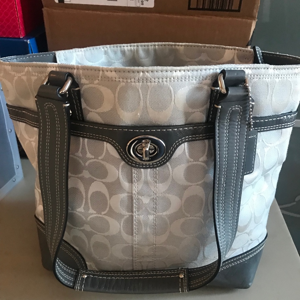 Coach Signature Hampton Turn Lock Tote